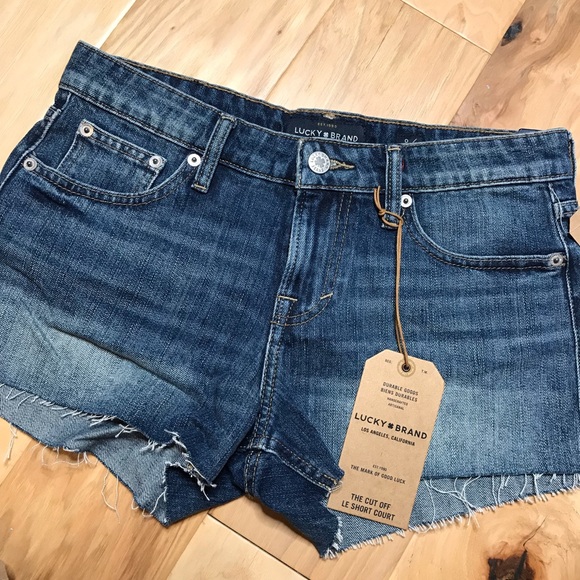 Lucky Brand Pants - LUCKY The Cut Off Le Short Court denim shorts